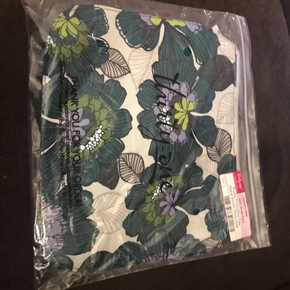 Thirty-One Studio Purse Flap Garden Party